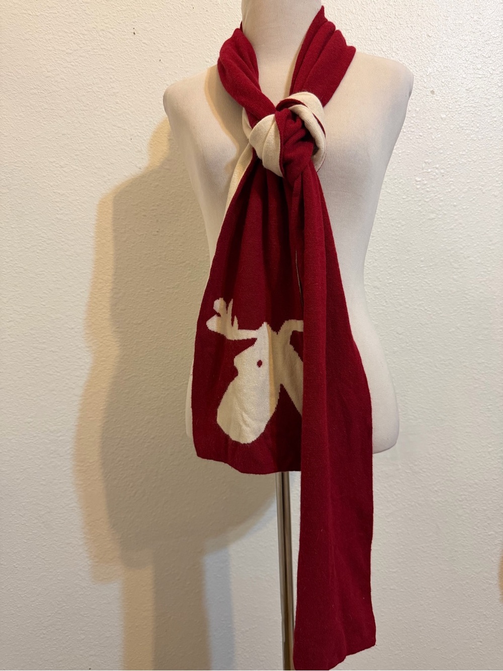 Abercrombie & Fitch Red and Cream Moose Knit Scarf 5%cashmere one size cozy